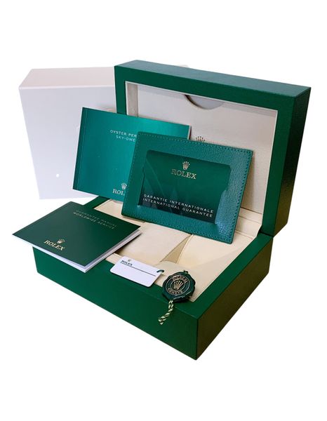 Rolex Sky-Dweller 326934